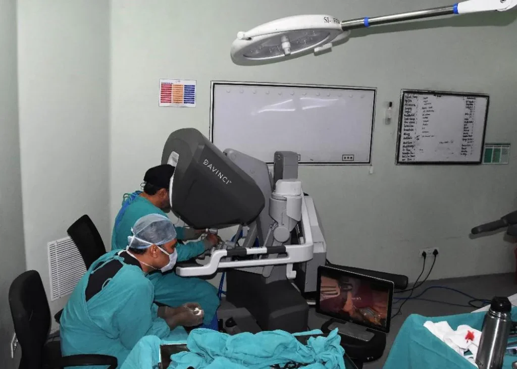 RobotAssisted Surgery Darpan Chandigarh Robot Assisted Surgery