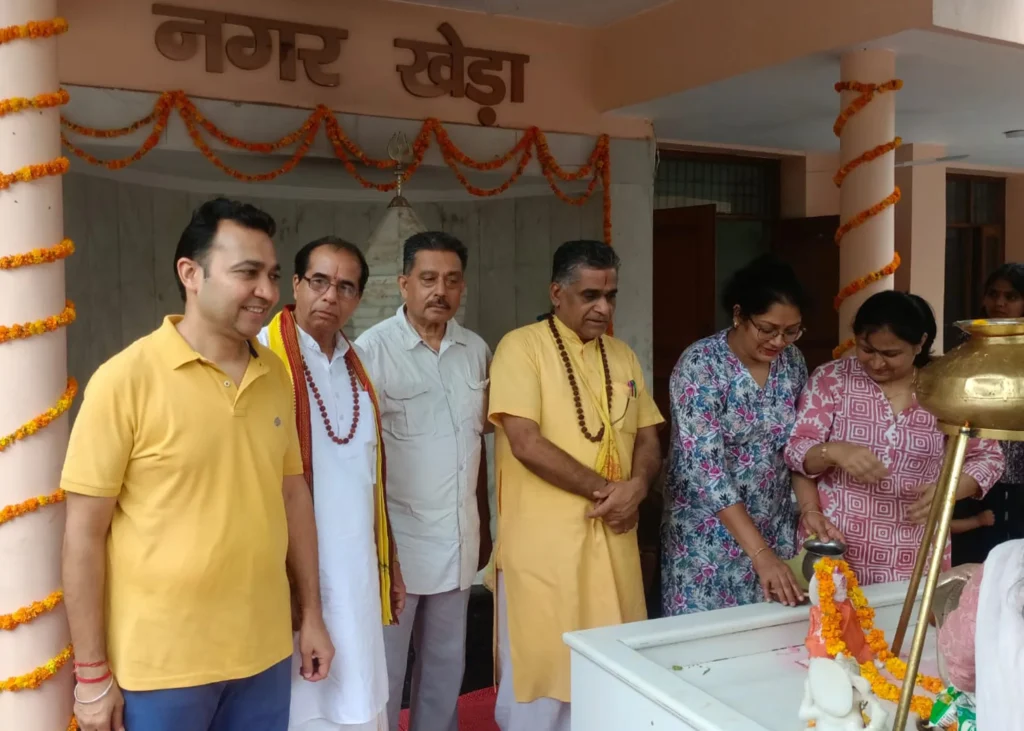 Sawans Second Monday 2 Darpan Chandigarh Sawan's Second Monday