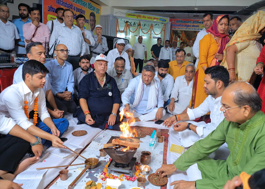 Shashikant Kaushik Sets New Benchmark in Social Service